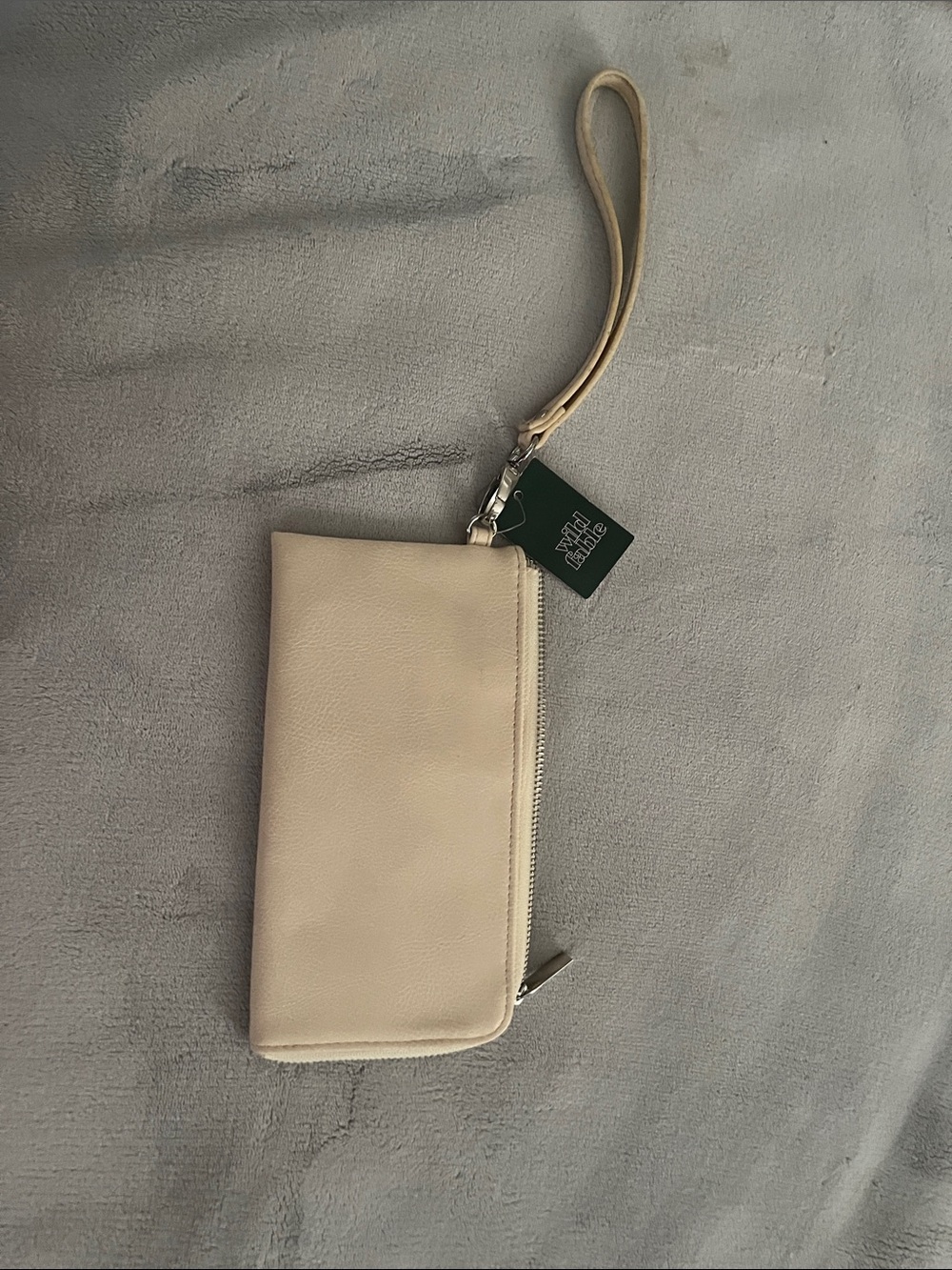 Wild Fable Cream Wristlet Purse